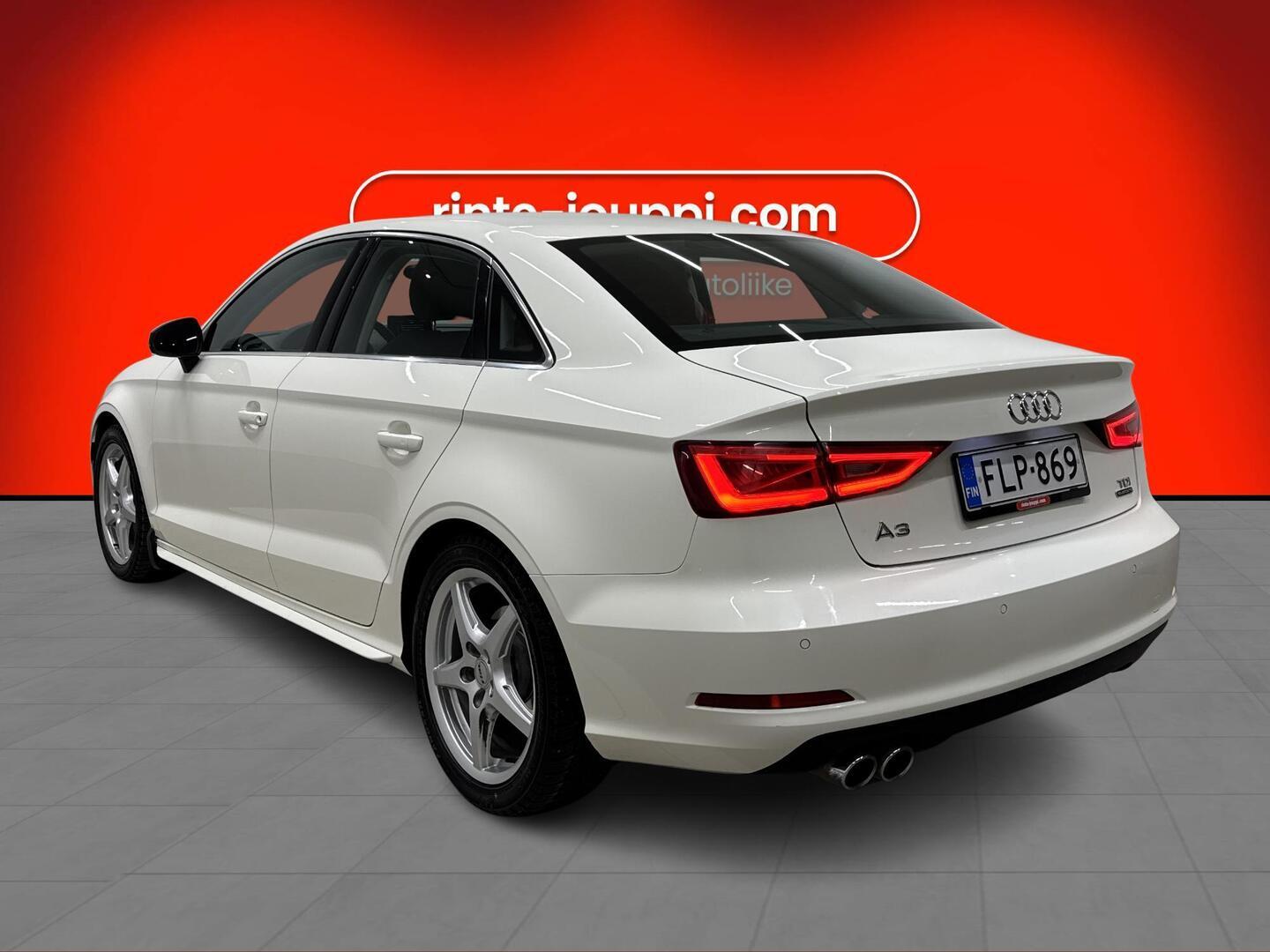 AUDI A3 2015