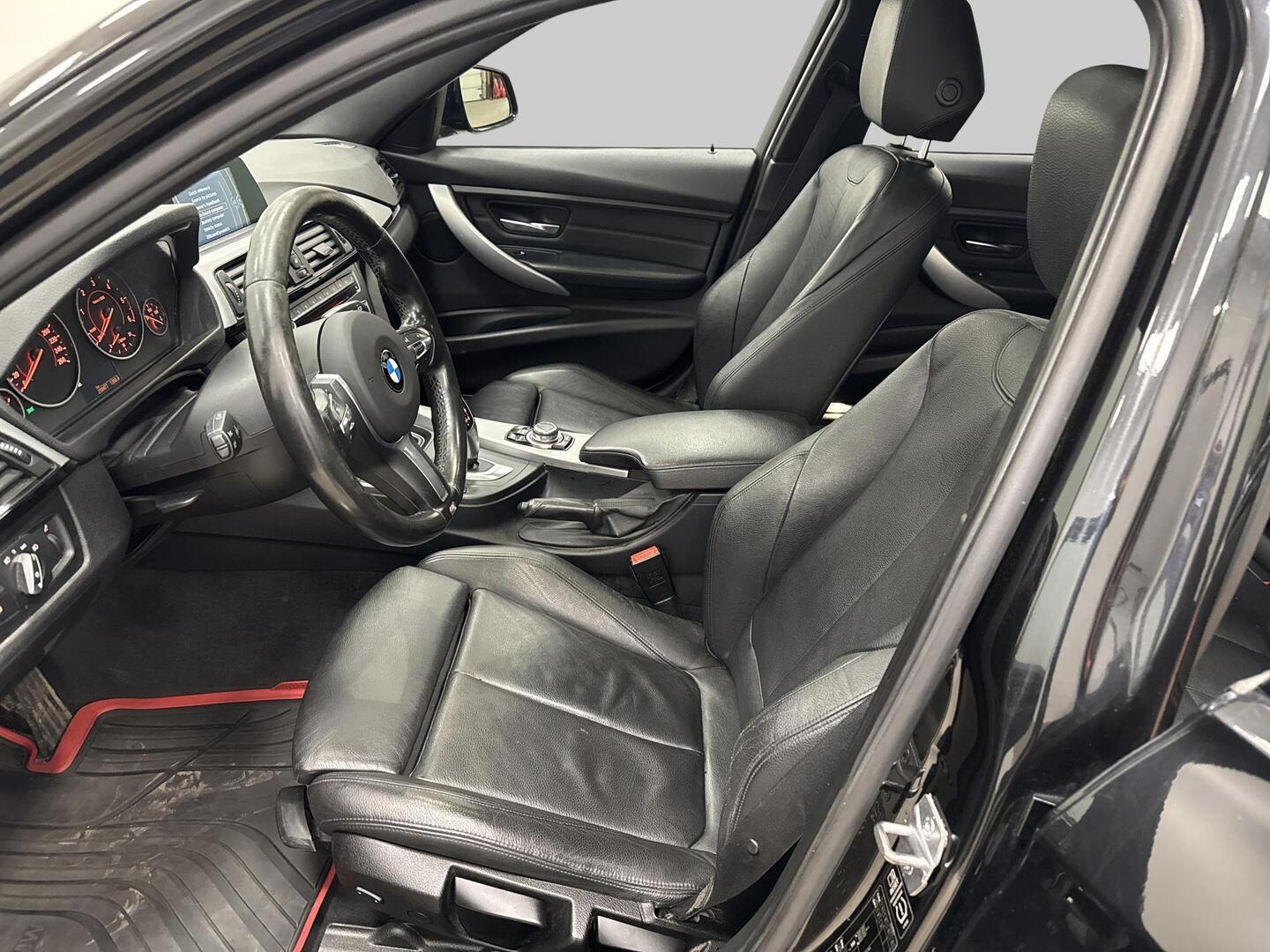 BMW 318 2014