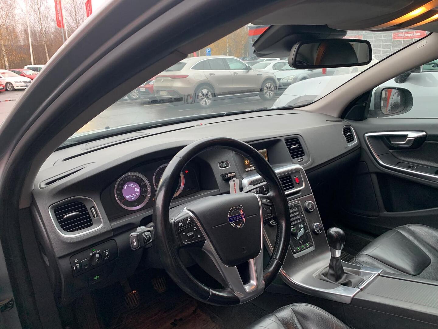 VOLVO S60 2010