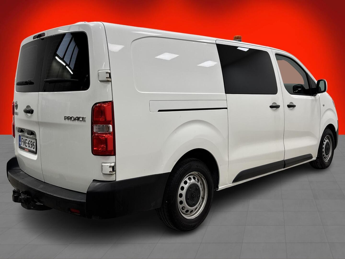 TOYOTA Proace 2018