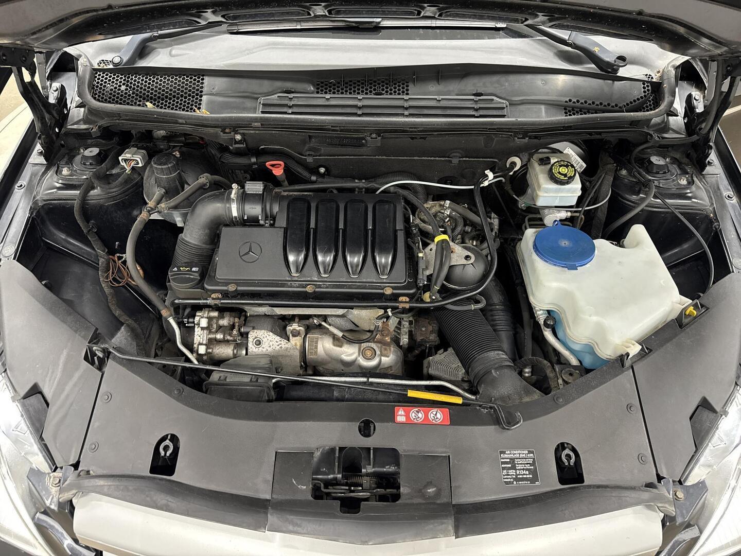 MERCEDES-BENZ B 2011