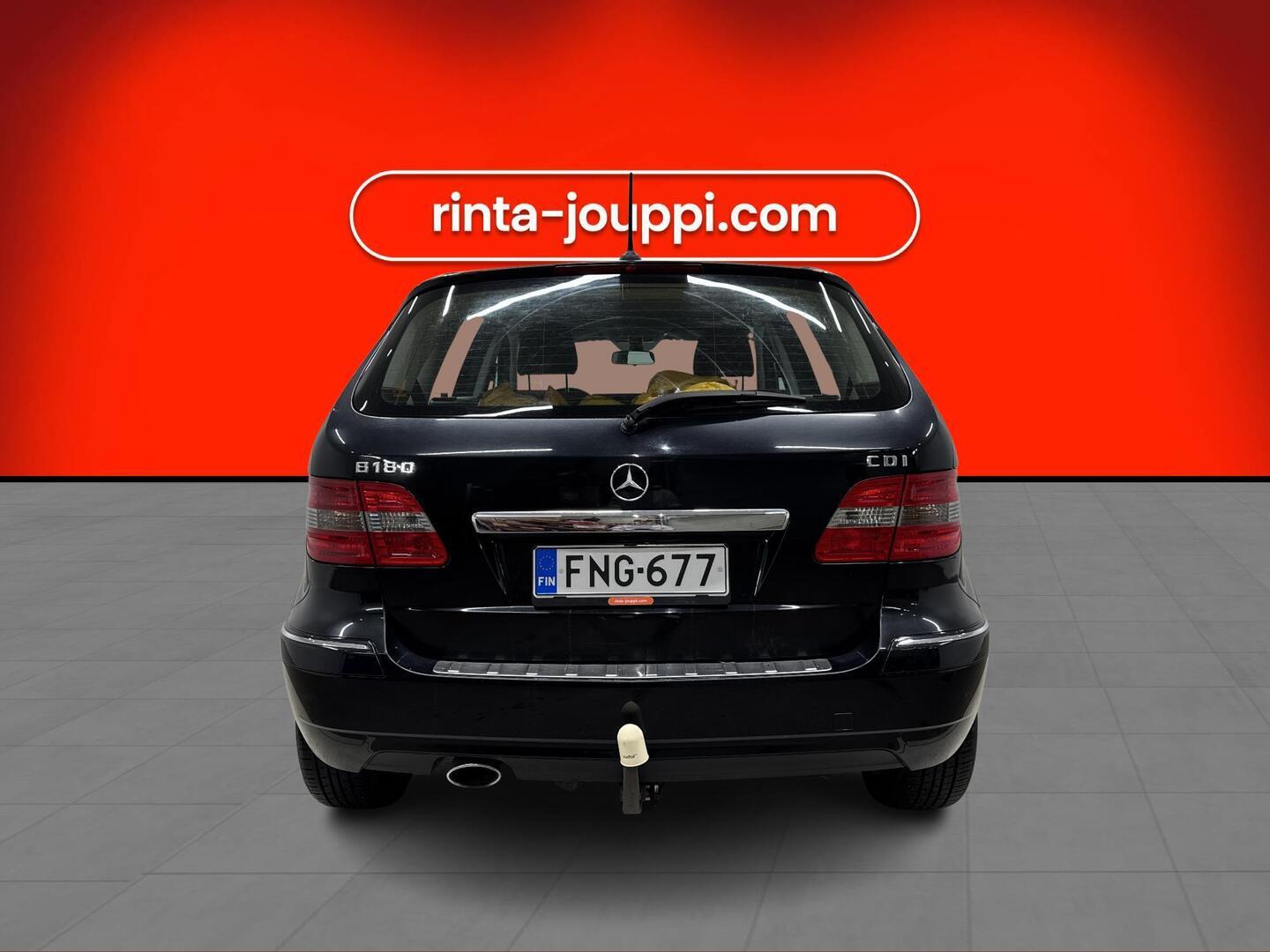 MERCEDES-BENZ B 2011