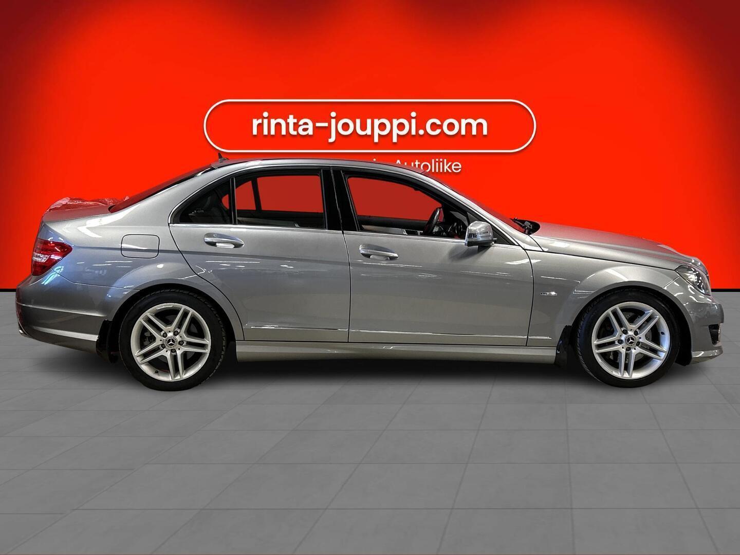 MERCEDES-BENZ C 2012