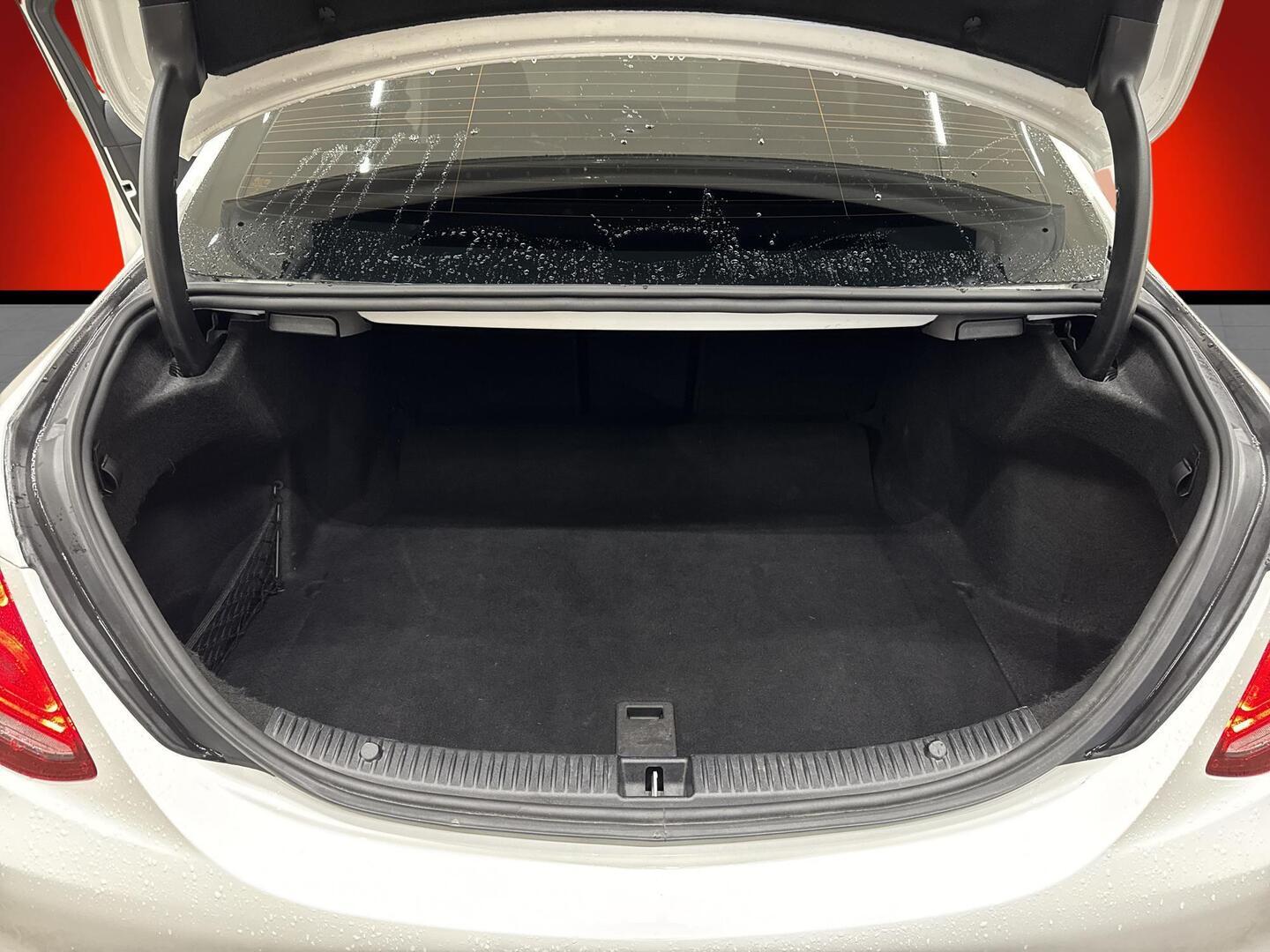 MERCEDES-BENZ C 2018