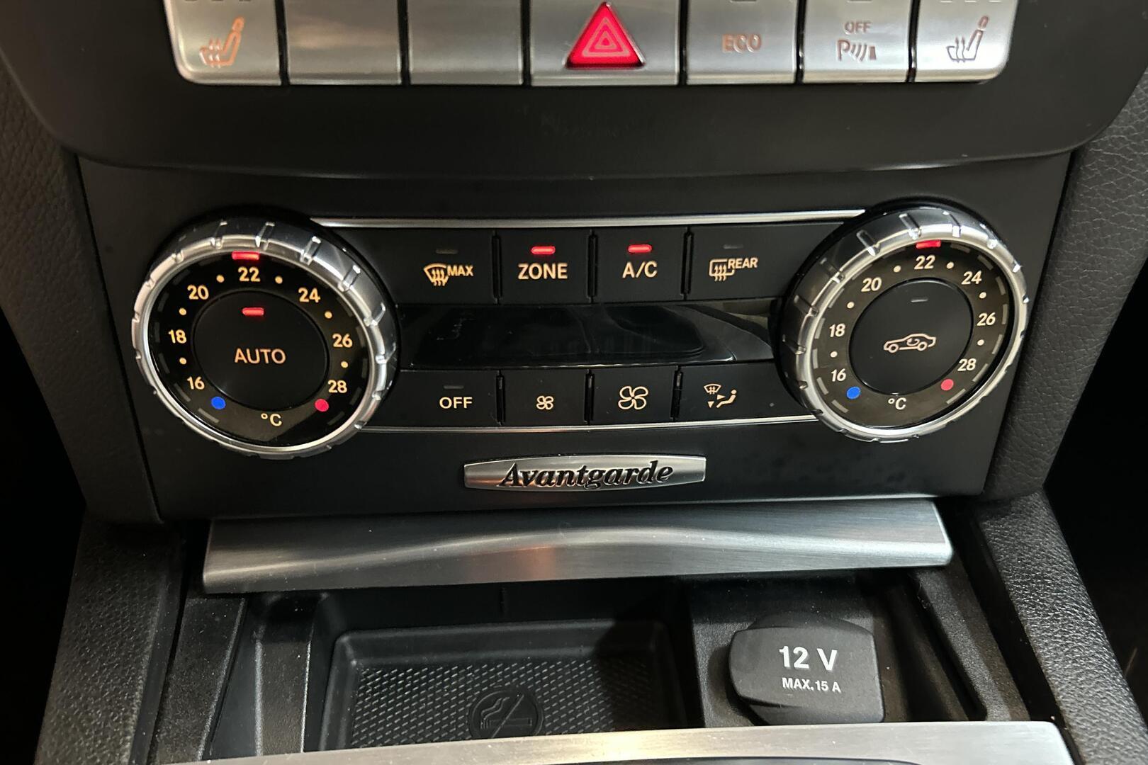 MERCEDES-BENZ C 2011