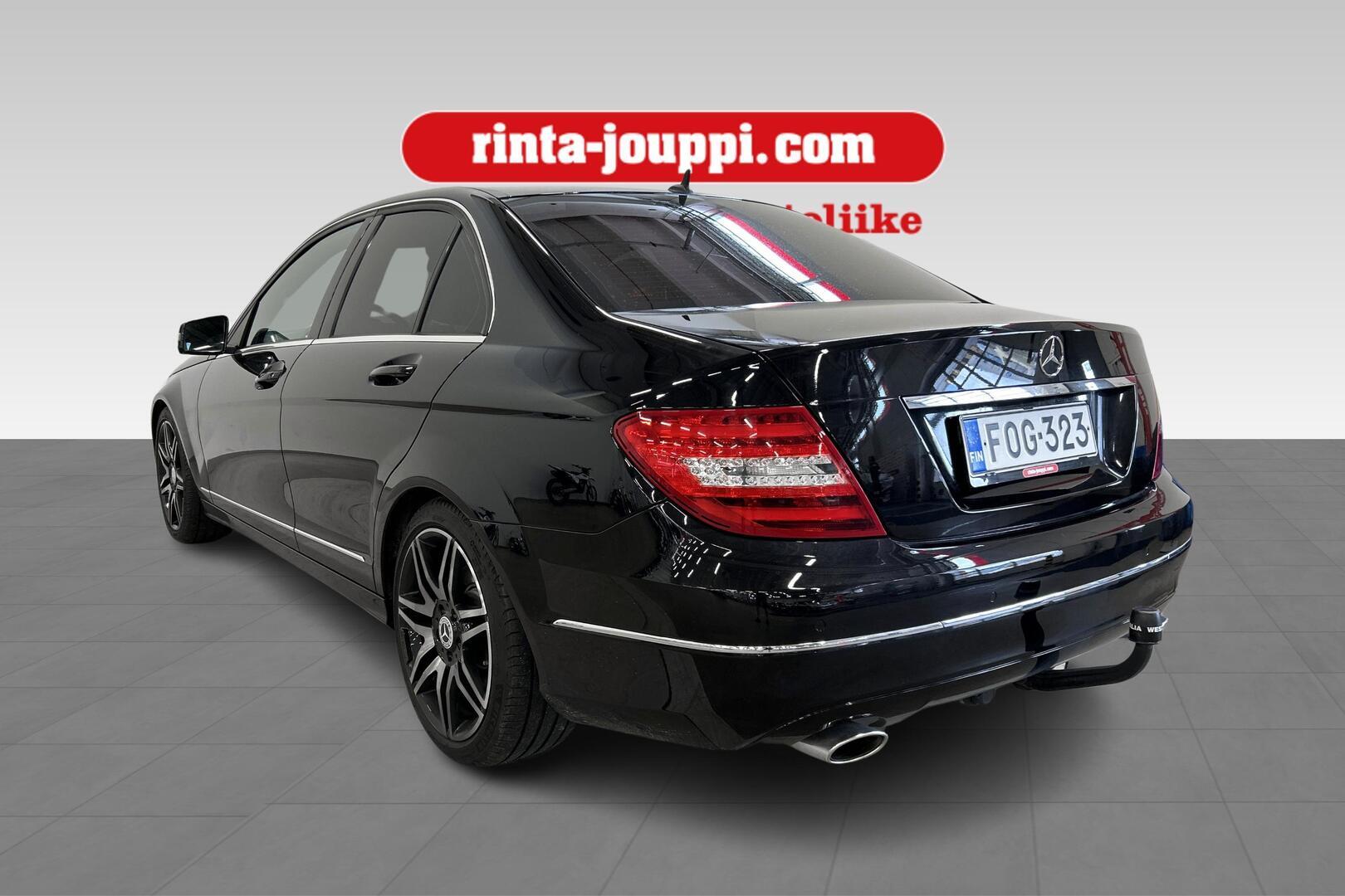 MERCEDES-BENZ C 2011