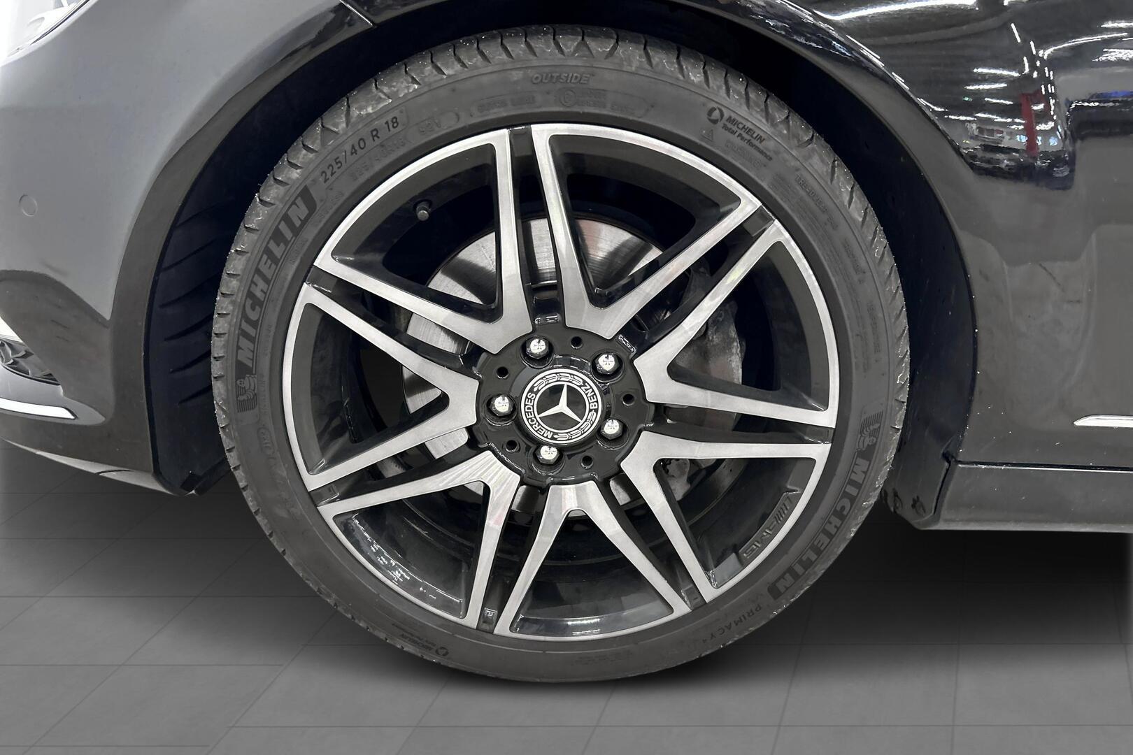 MERCEDES-BENZ C 2011