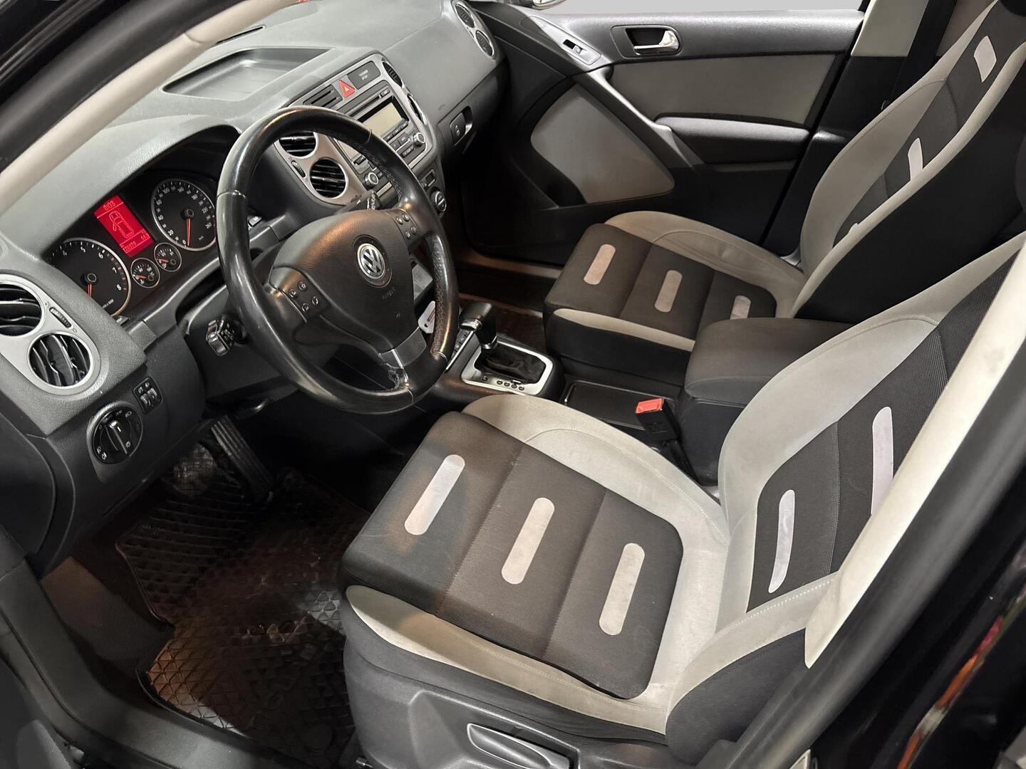 VOLKSWAGEN Tiguan 2008