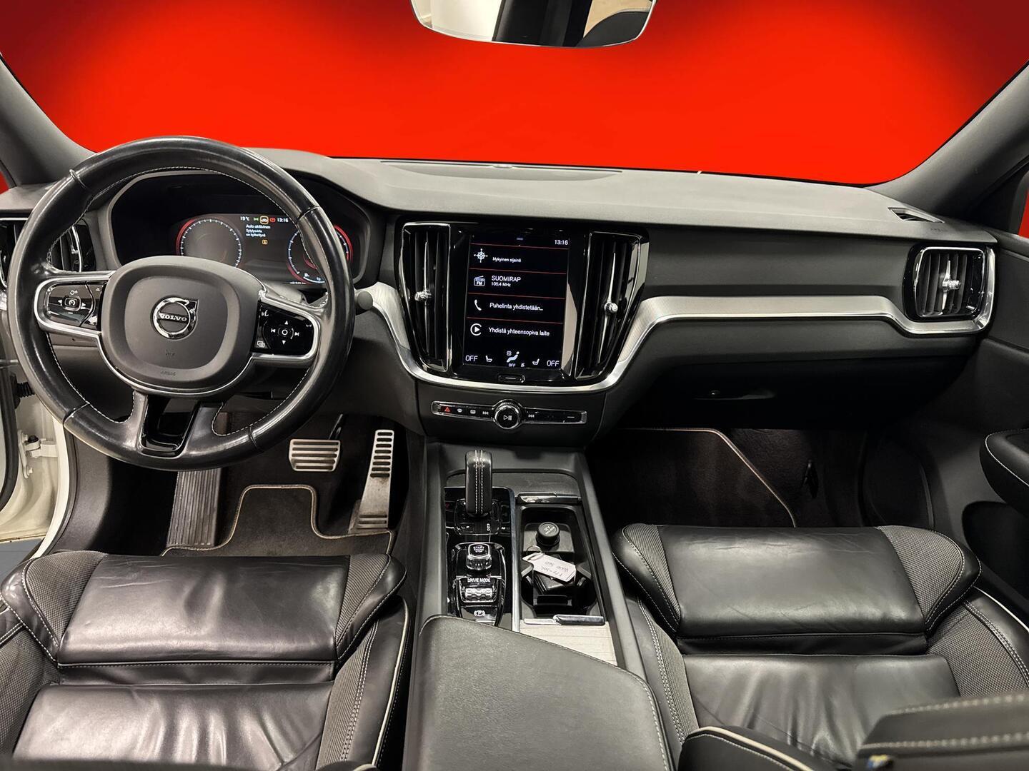 VOLVO S60 2021