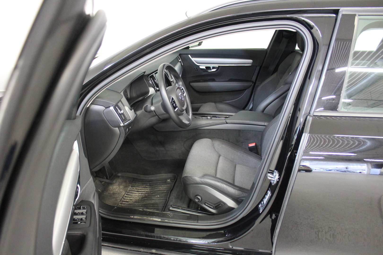 VOLVO V90 2018