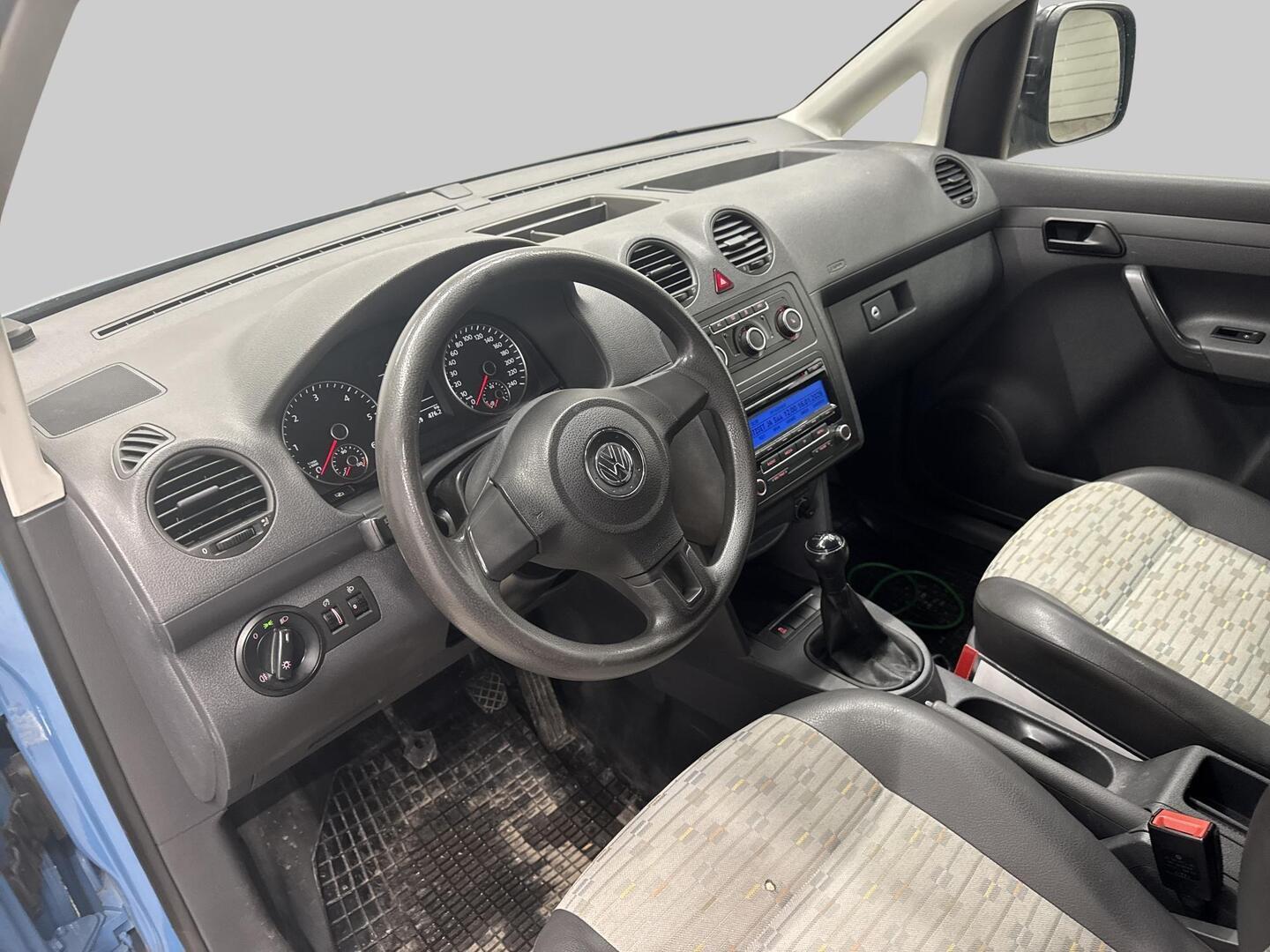 VOLKSWAGEN Caddy 2011