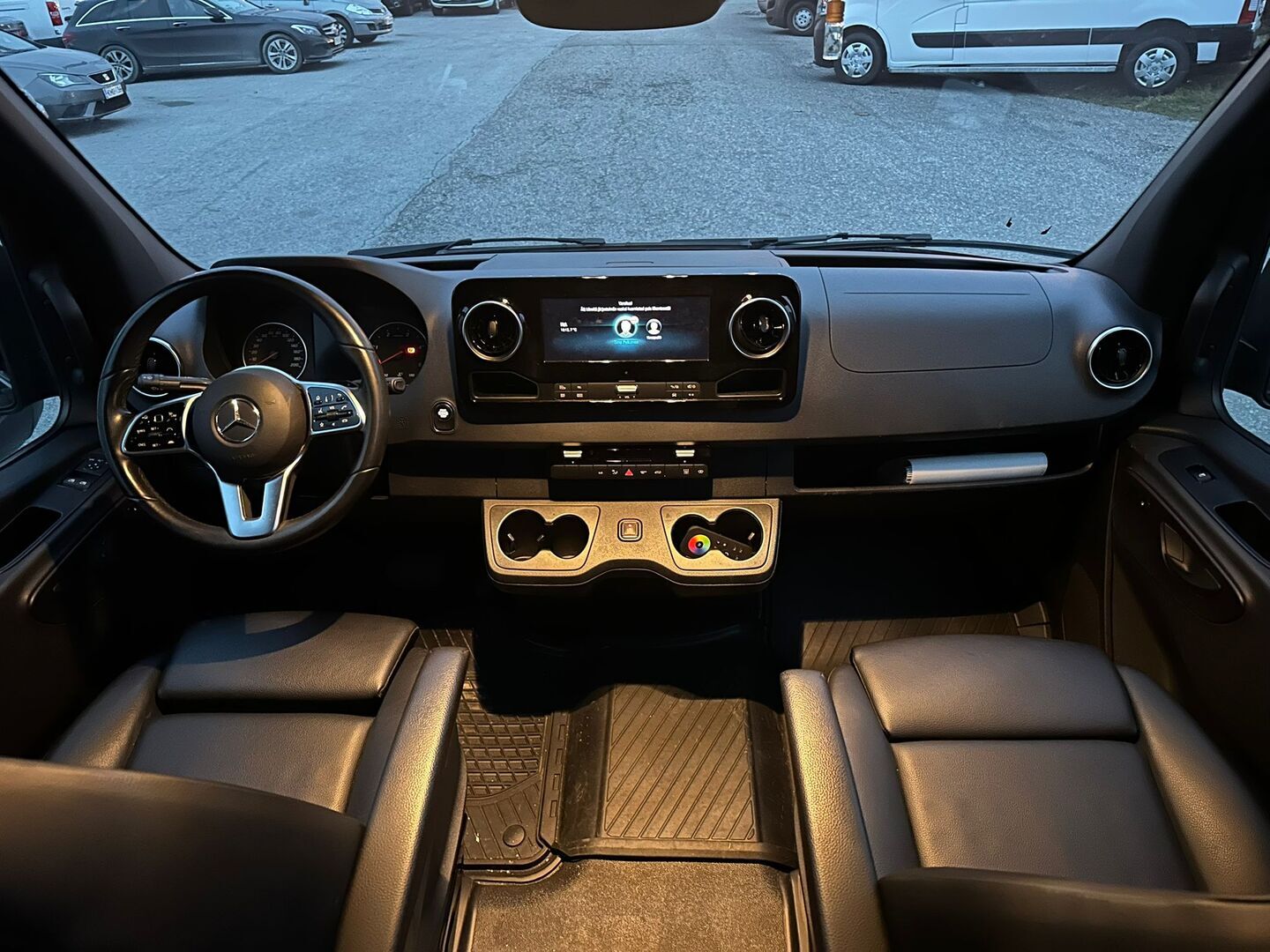 MERCEDES-BENZ Sprinter 2023