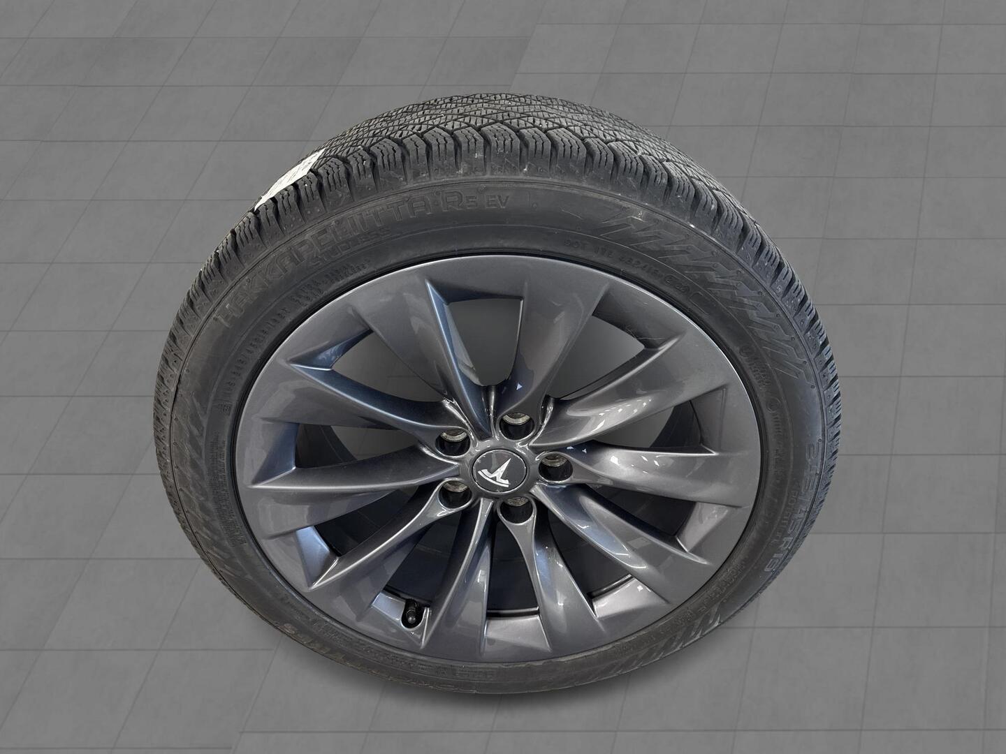TESLA Model S 2019