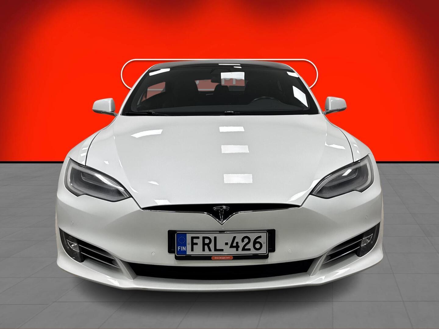 TESLA Model S 2019