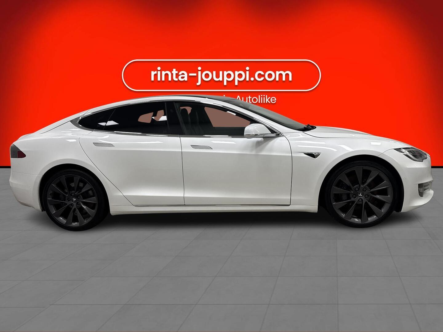 TESLA Model S 2019