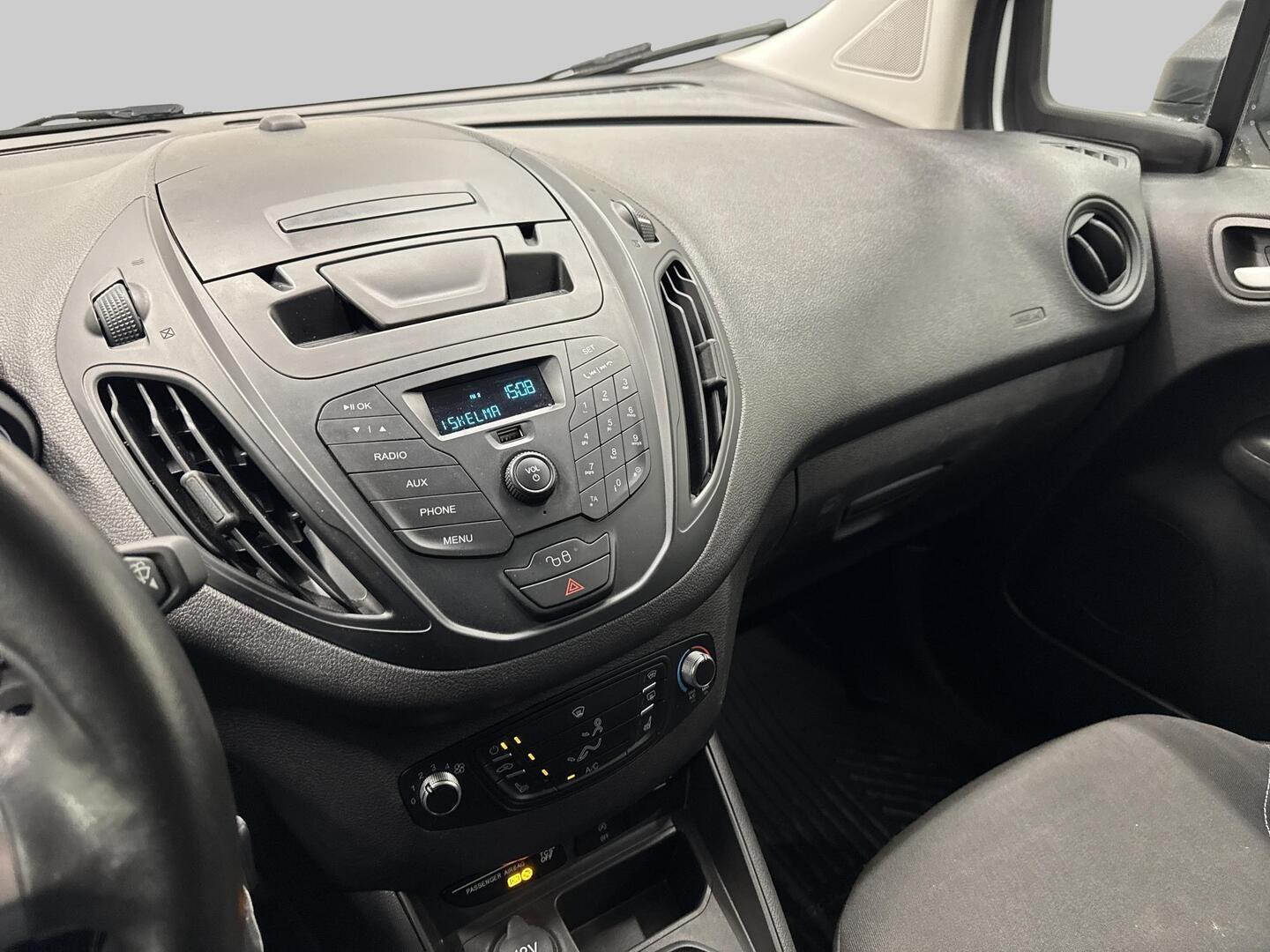 FORD TRANSIT COURIER 2023