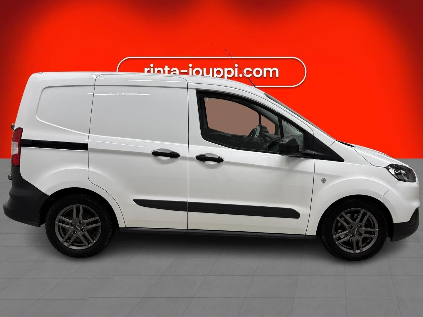 FORD TRANSIT COURIER 2023