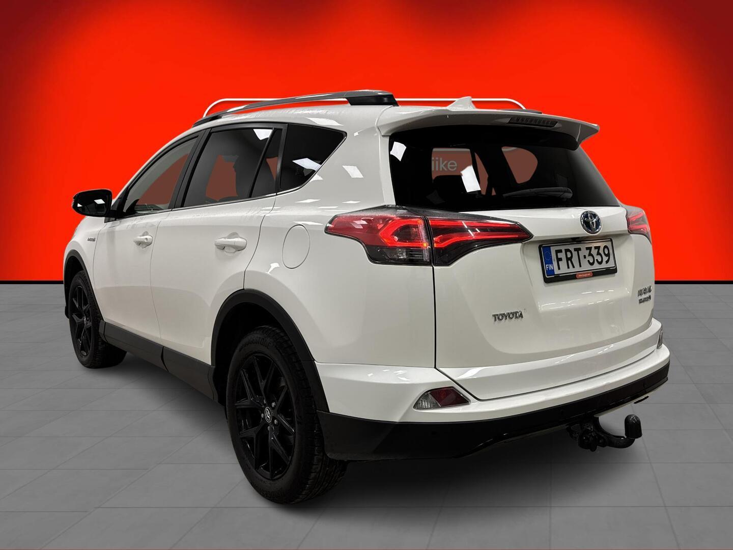 TOYOTA RAV4 2019