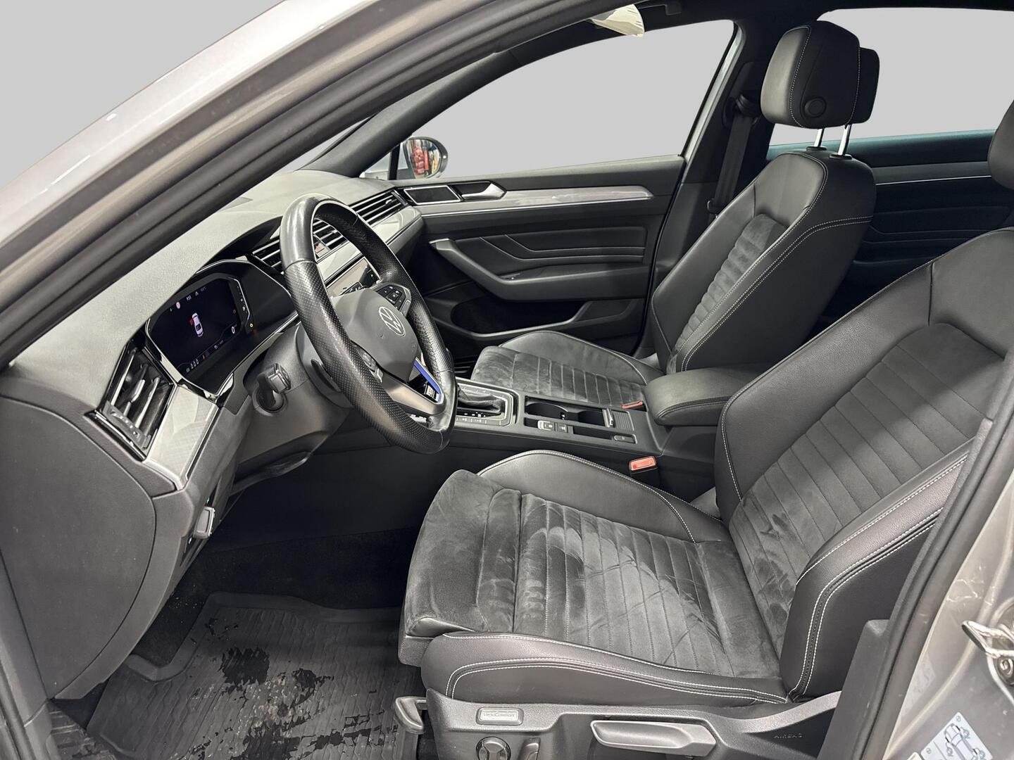 VOLKSWAGEN Passat 2021