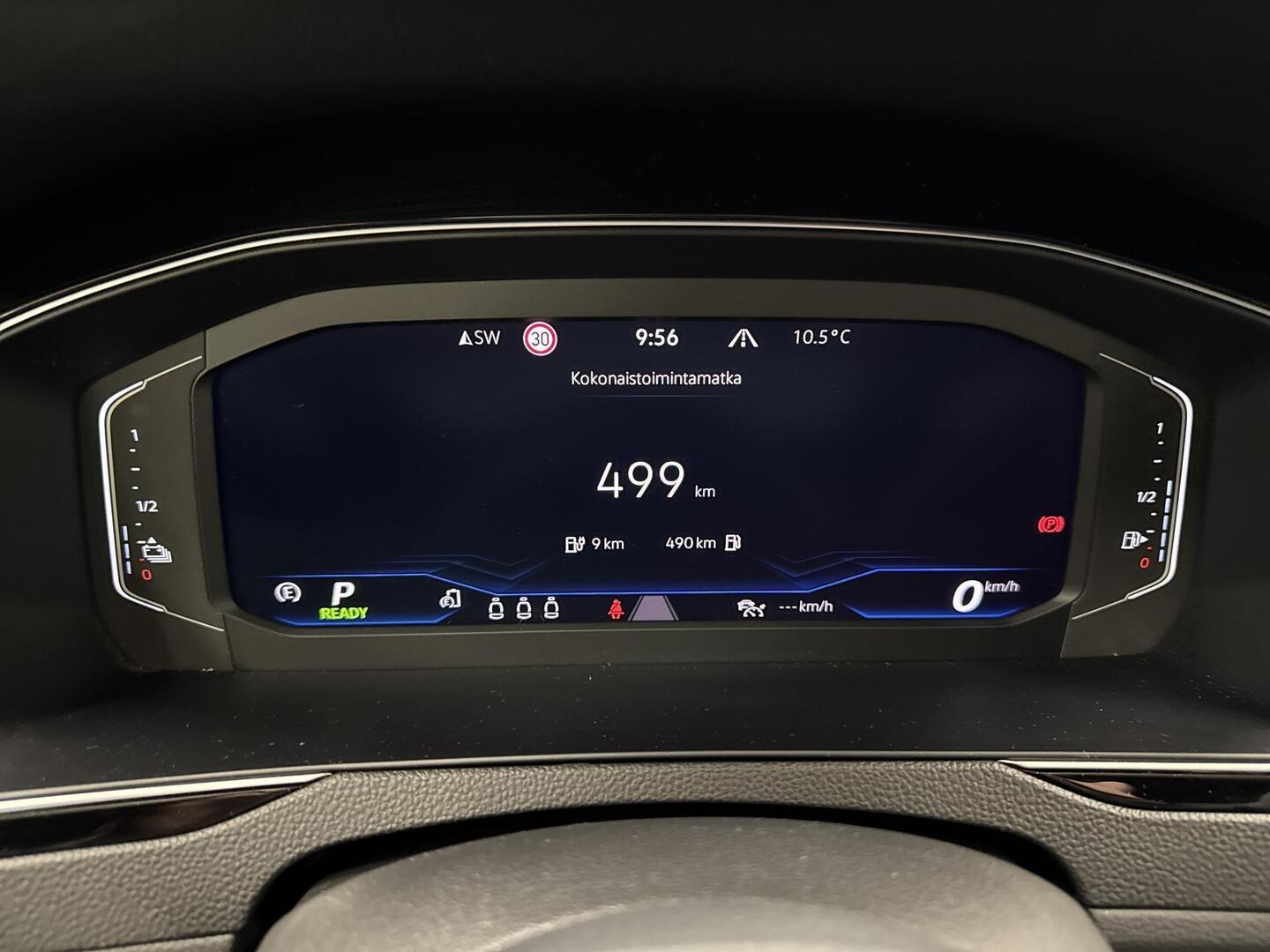 VOLKSWAGEN Passat 2021