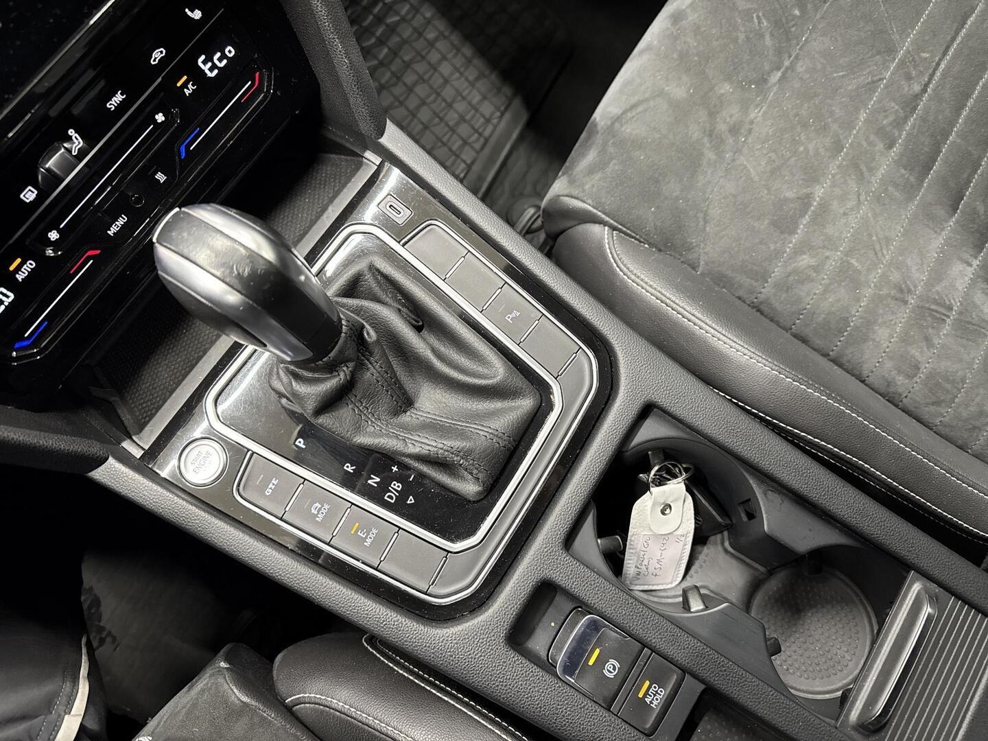 VOLKSWAGEN Passat 2021