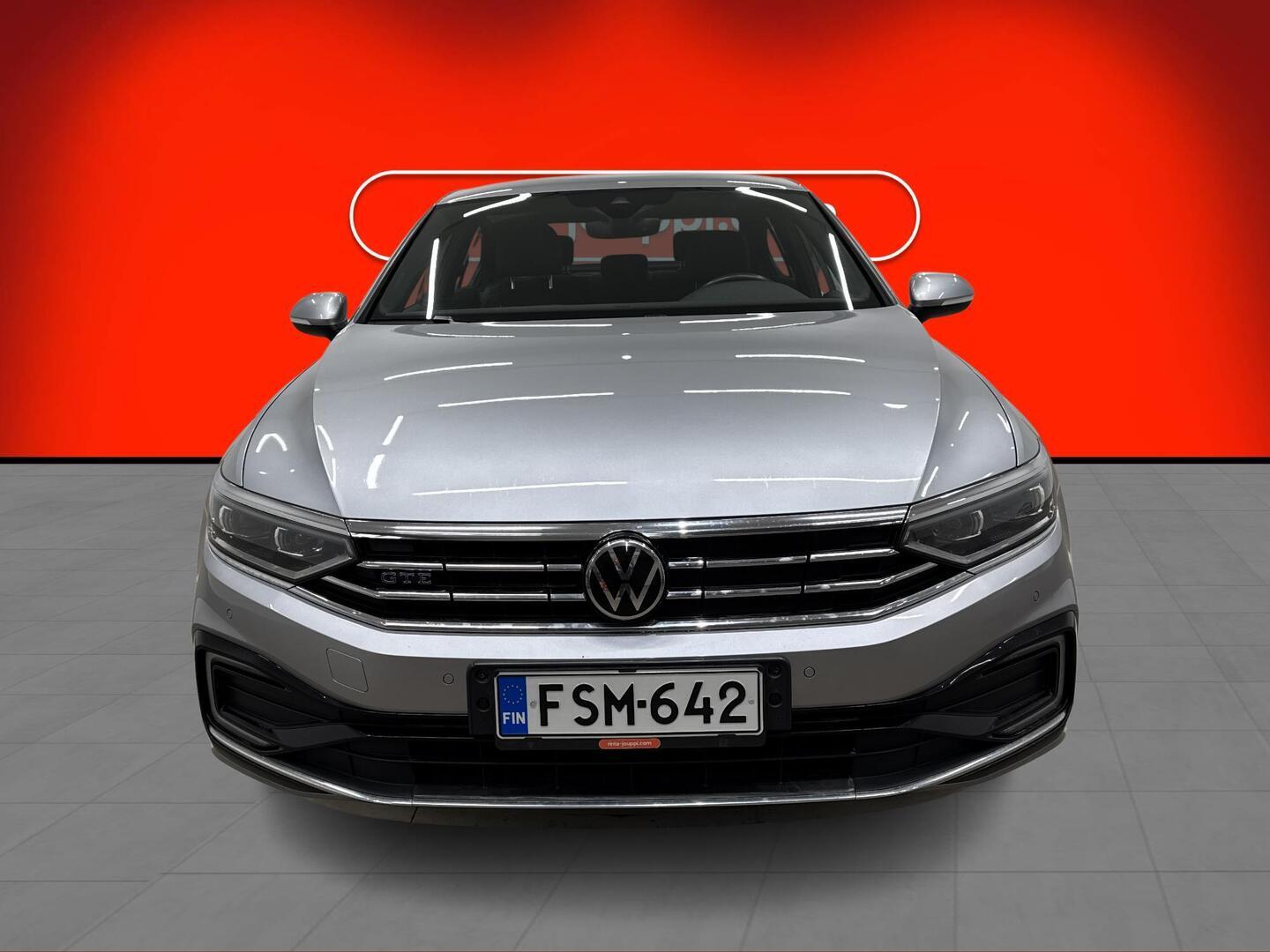 VOLKSWAGEN Passat 2021