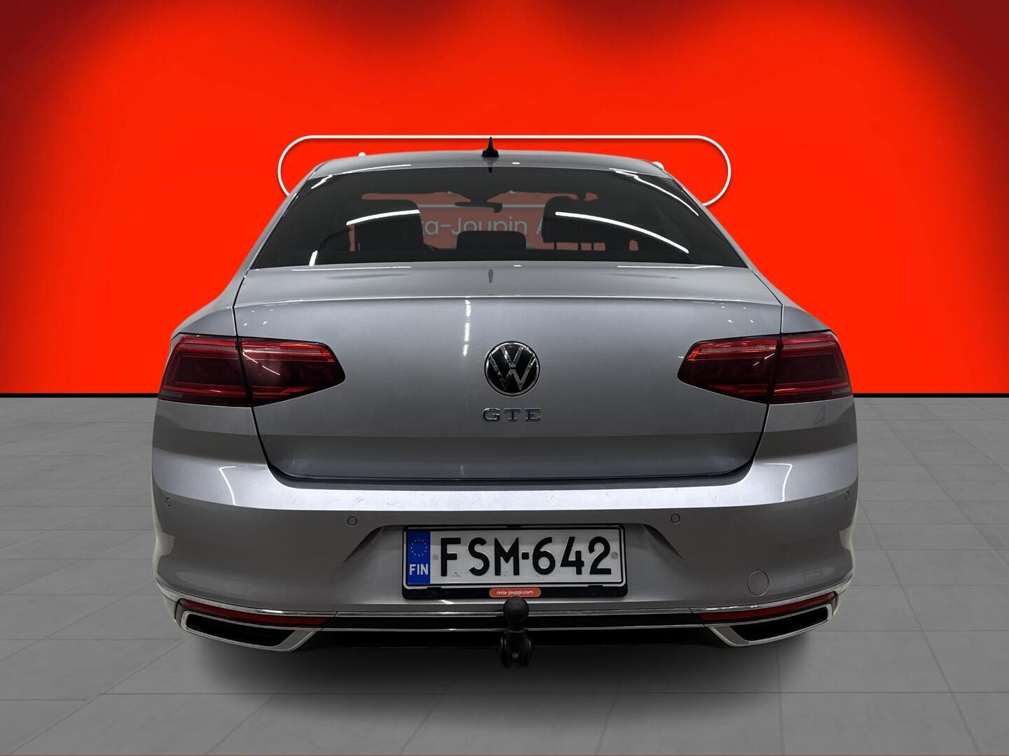 VOLKSWAGEN Passat 2021