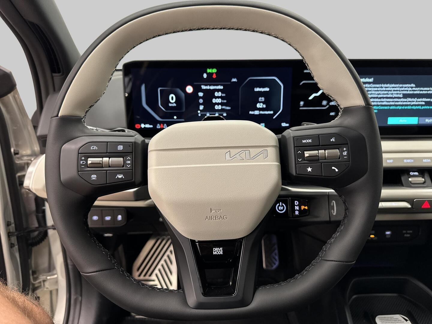 KIA EV4 2026
