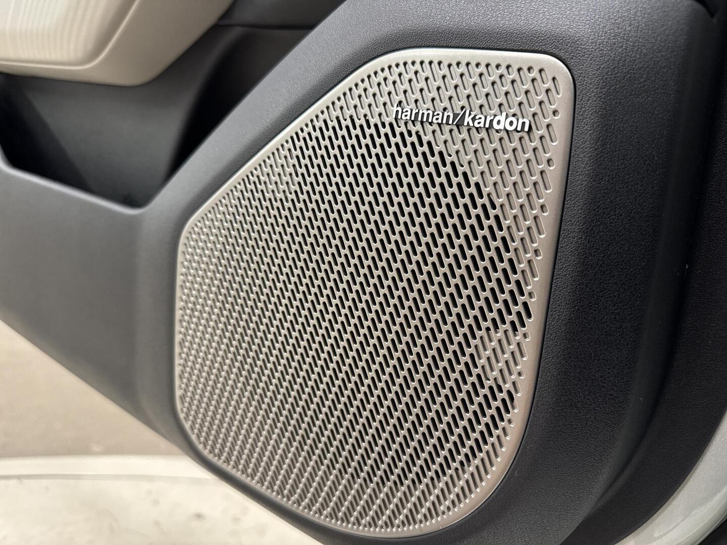 KIA EV4 2026