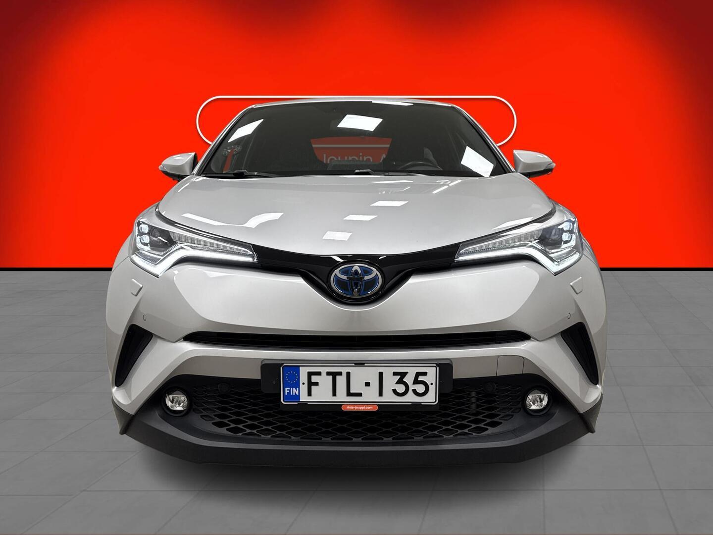 TOYOTA C-HR 2018