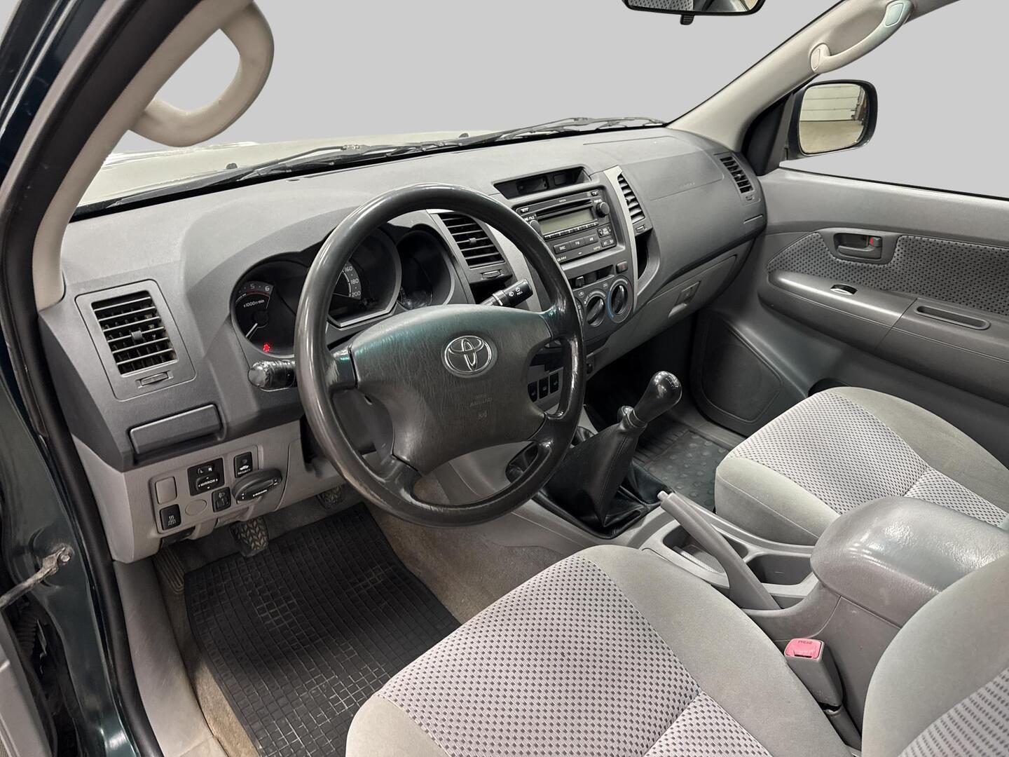 TOYOTA HILUX 2006