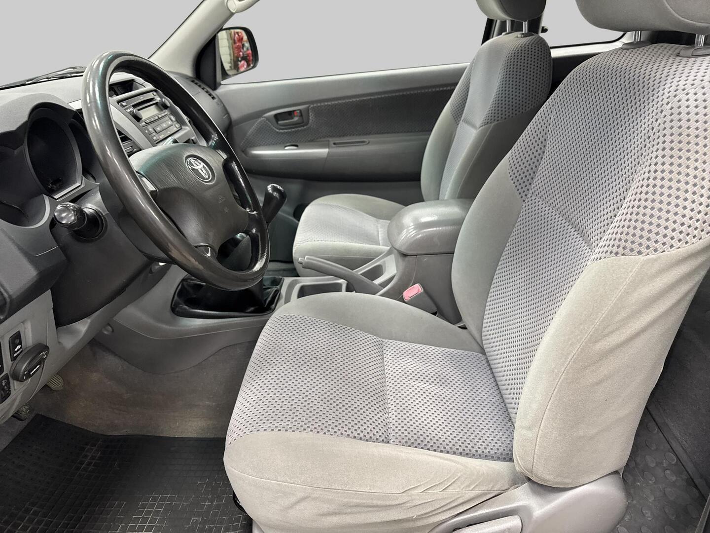 TOYOTA HILUX 2006