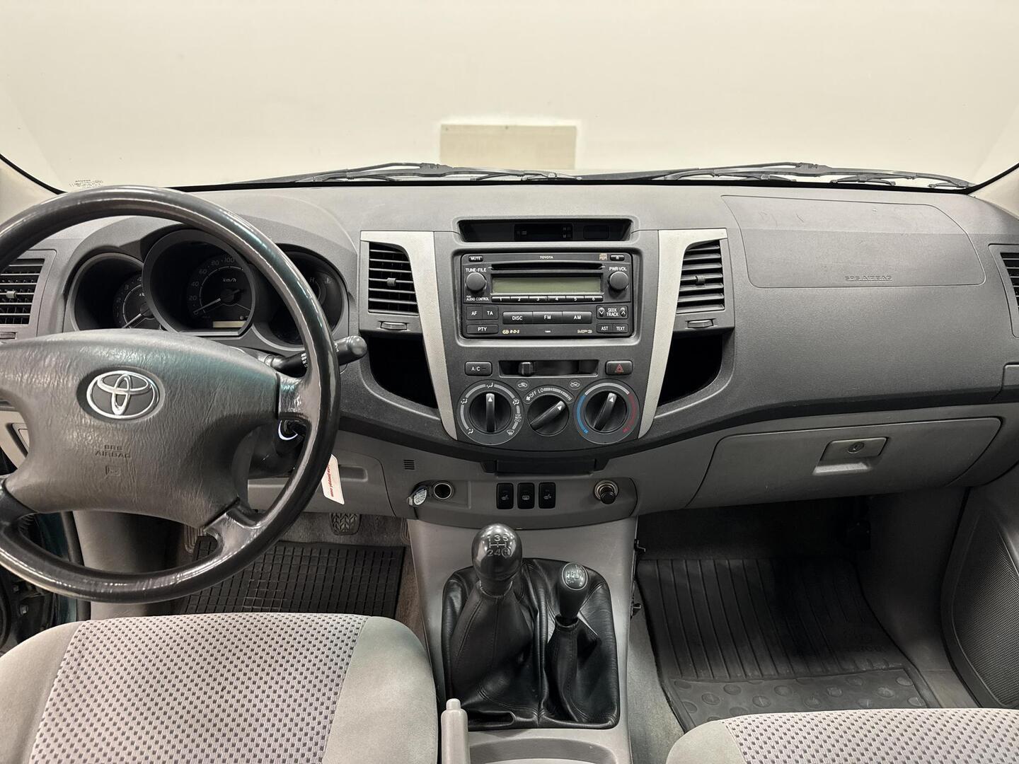 TOYOTA HILUX 2006
