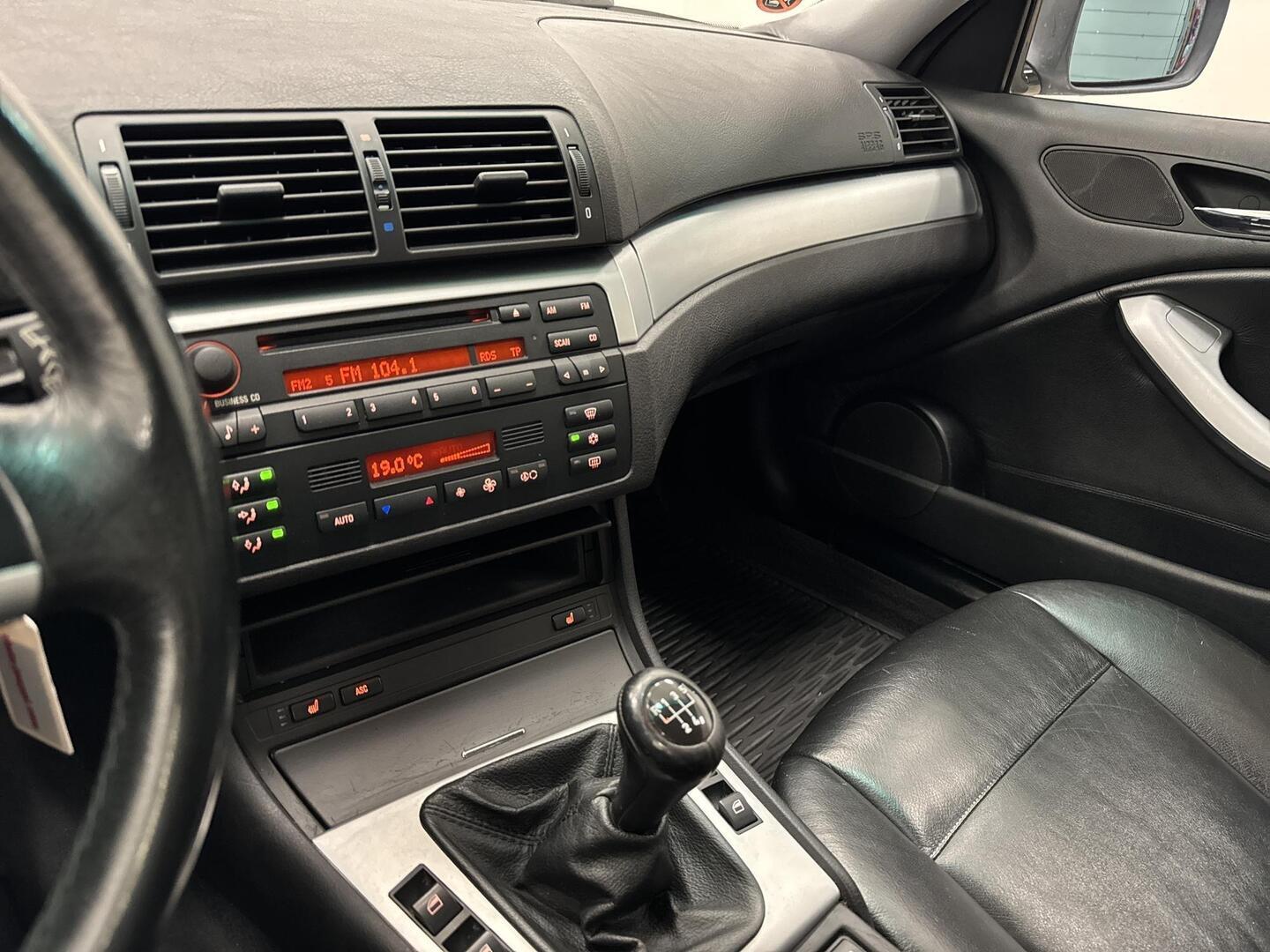 BMW 330 2000