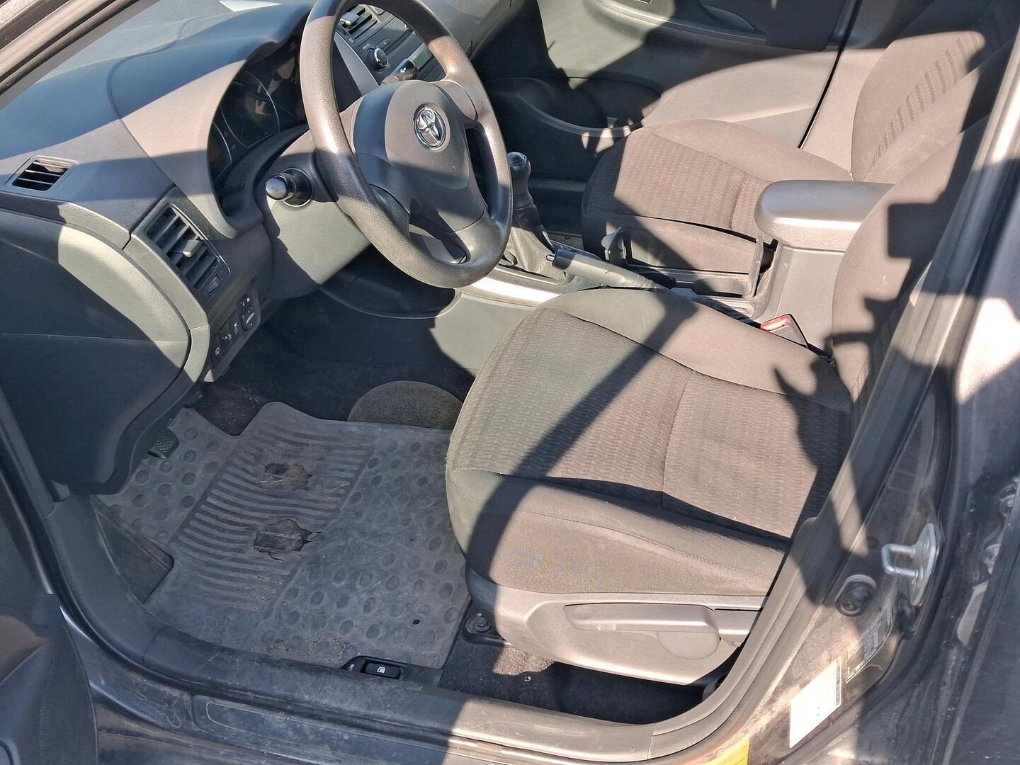 TOYOTA Corolla 2009