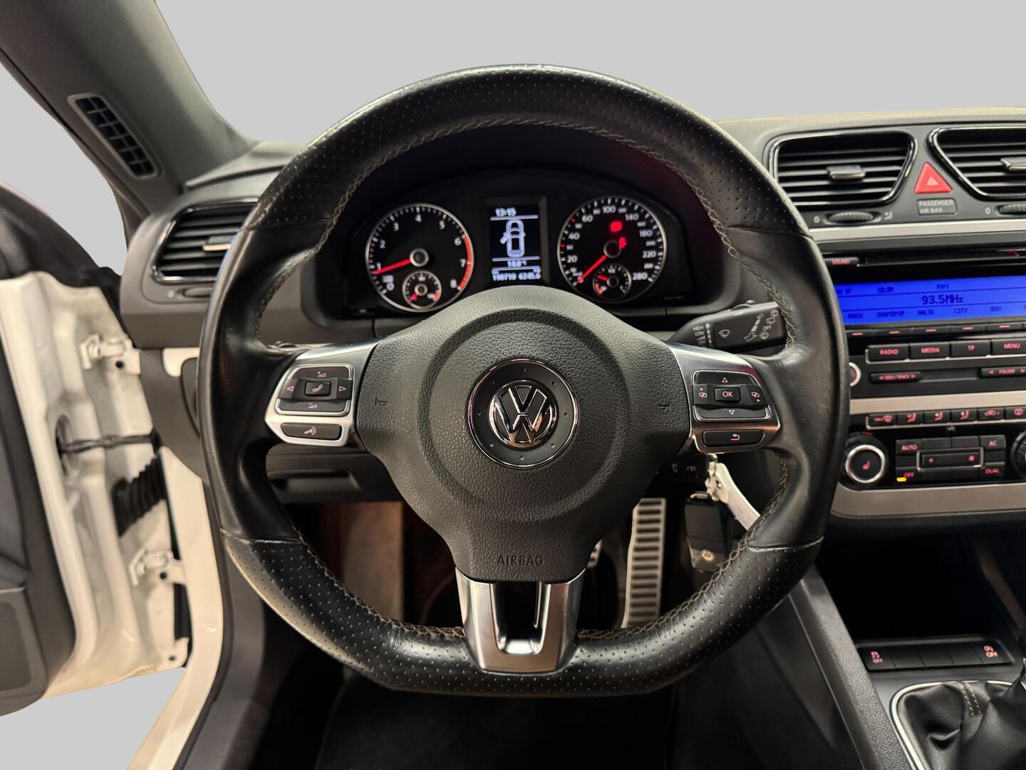 VOLKSWAGEN Scirocco 2010