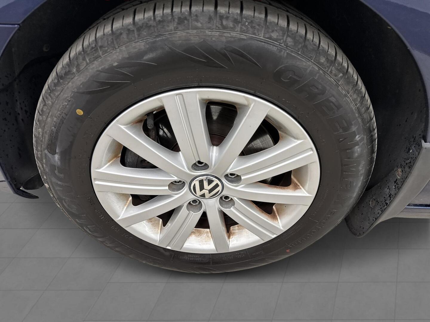VOLKSWAGEN Golf 2010