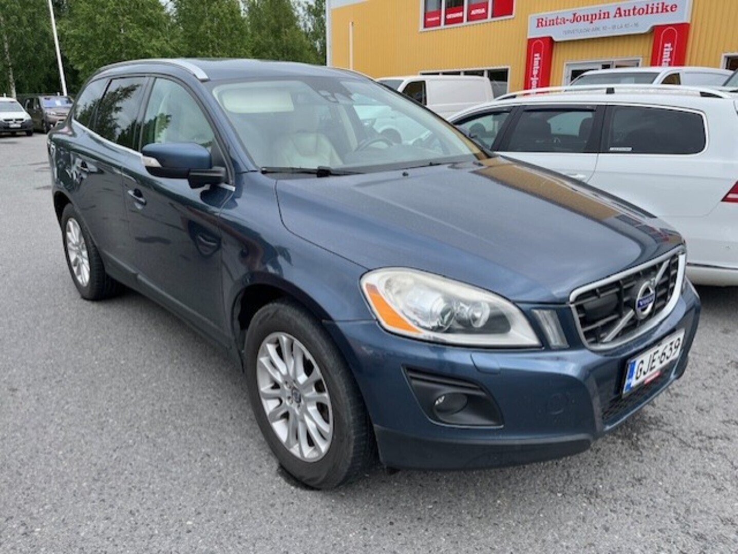 VOLVO XC60 2010