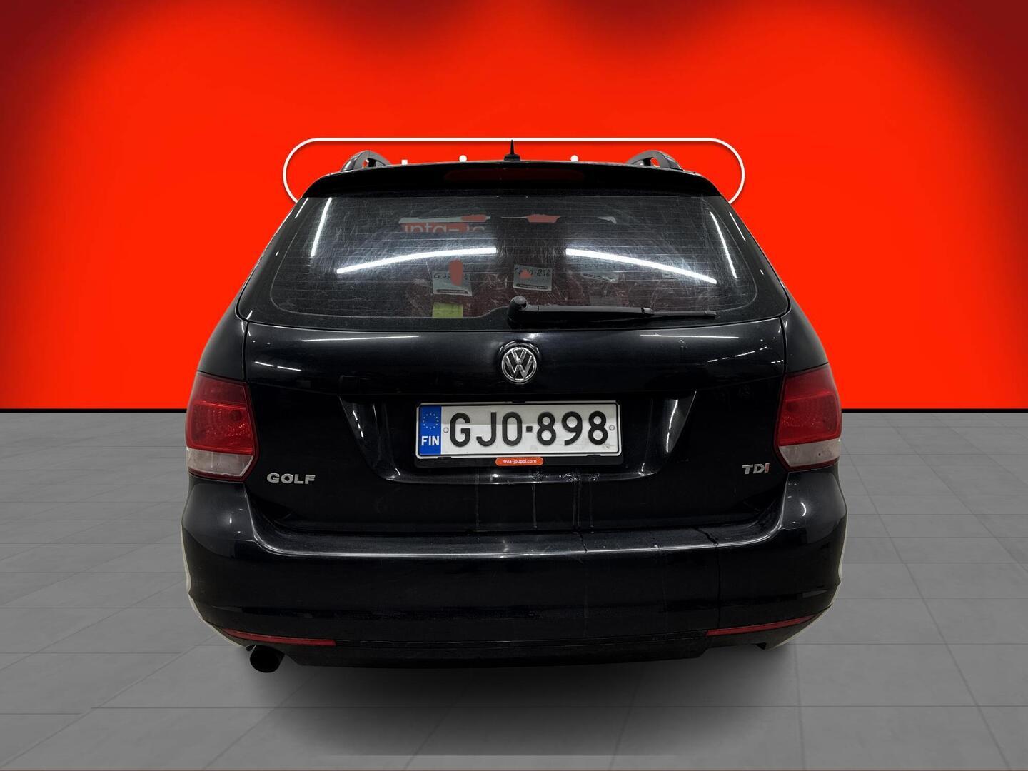 VOLKSWAGEN Golf 2011