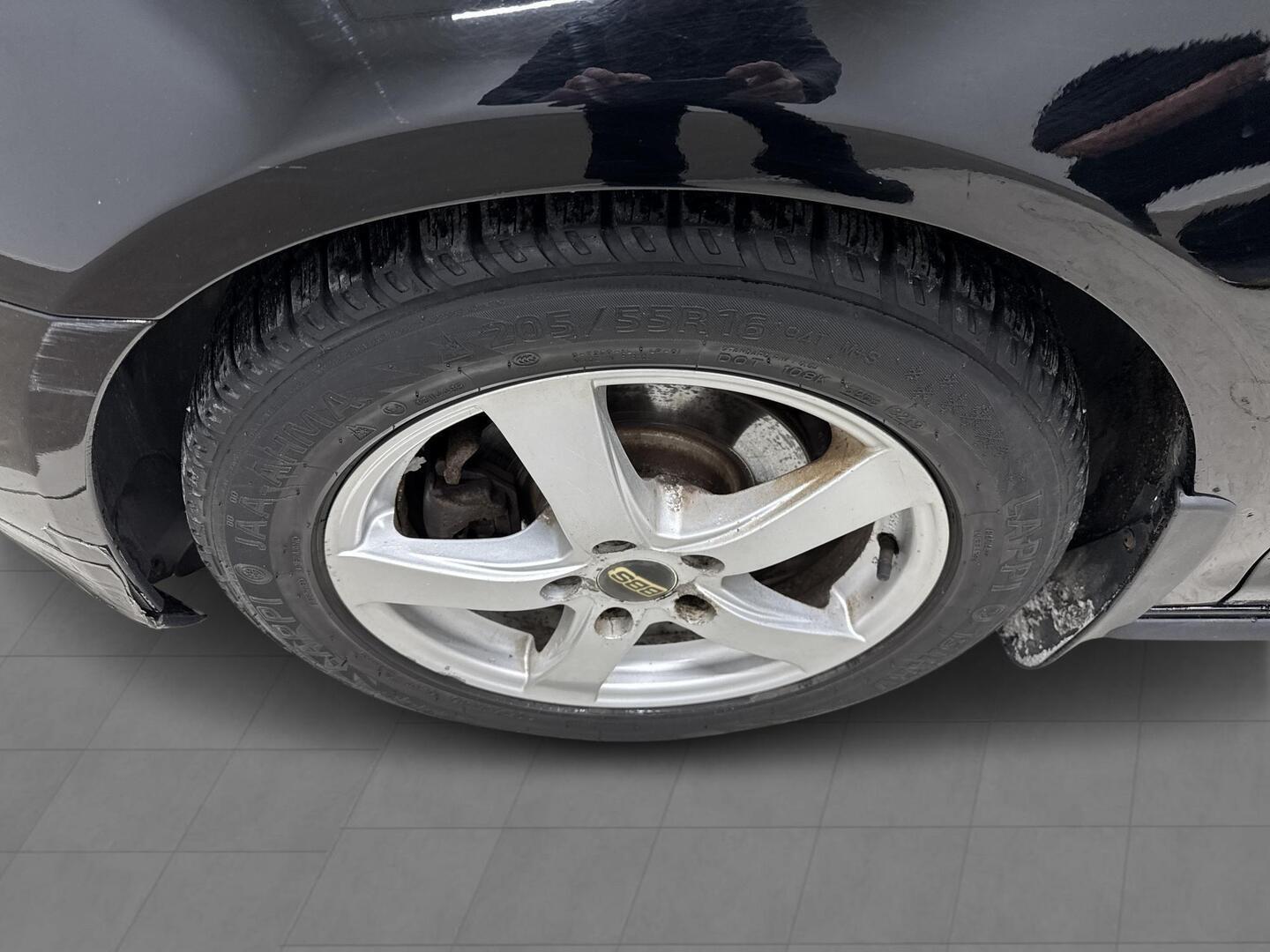 VOLKSWAGEN Golf 2011