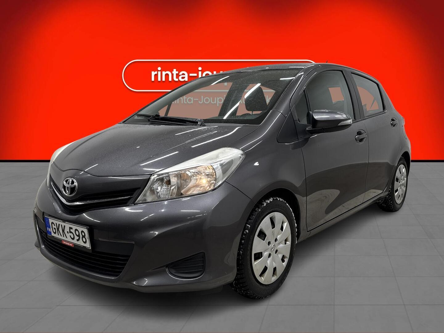 TOYOTA Yaris 2012