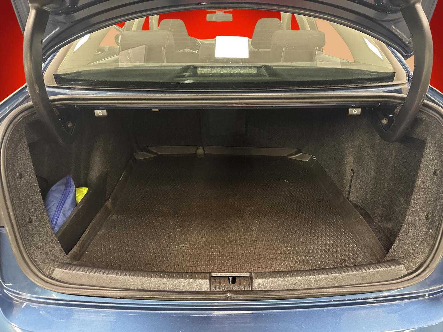 VOLKSWAGEN Jetta 2016