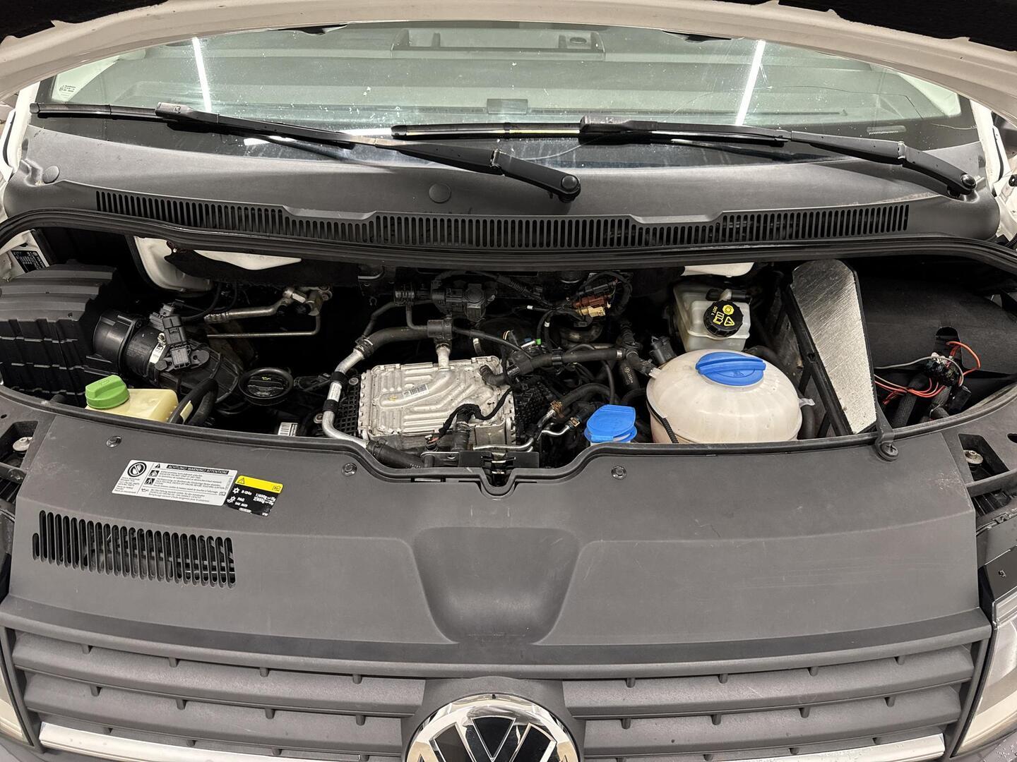 VOLKSWAGEN Transporter 2016