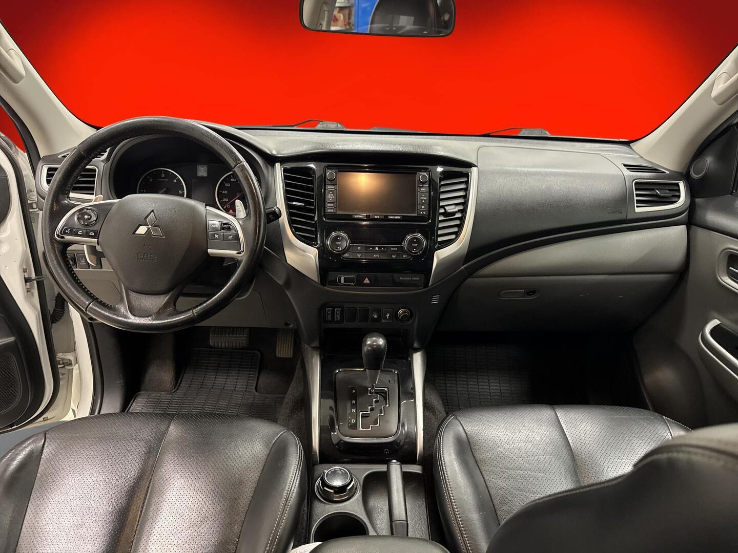 MITSUBISHI L-200 2017