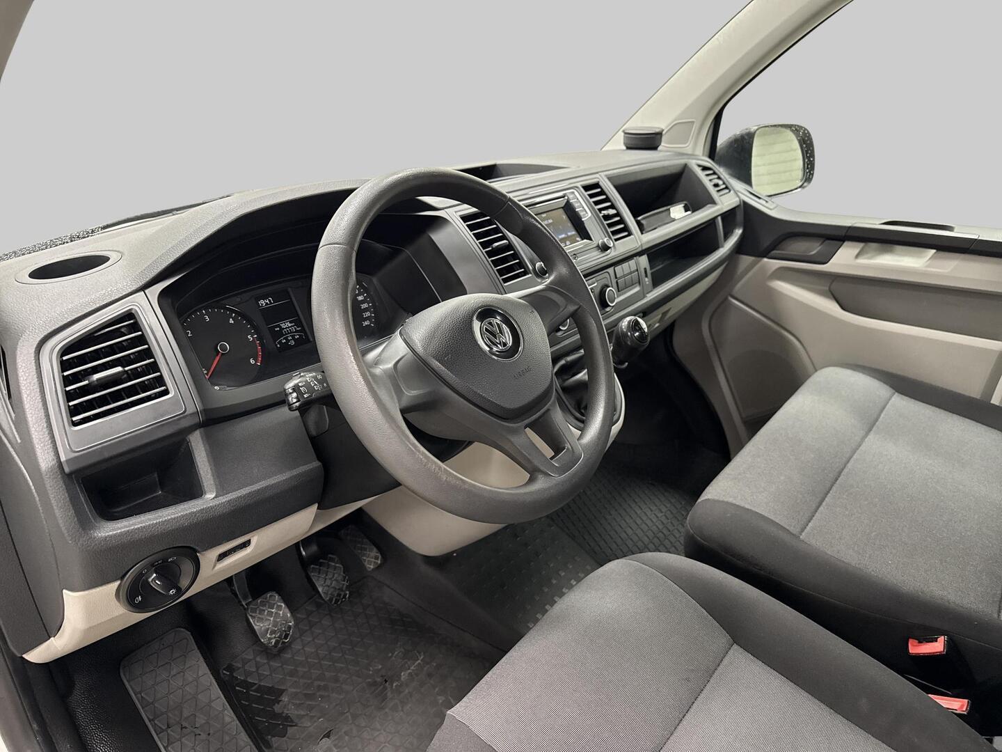 VOLKSWAGEN TRANSPORTER 2016