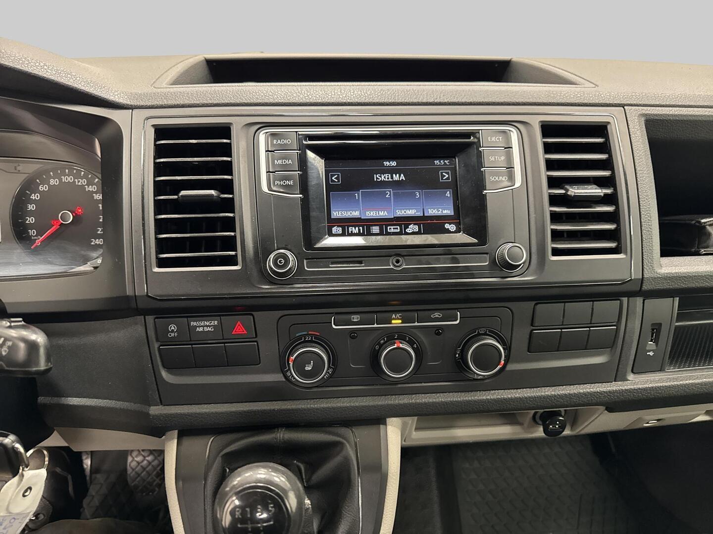 VOLKSWAGEN TRANSPORTER 2016
