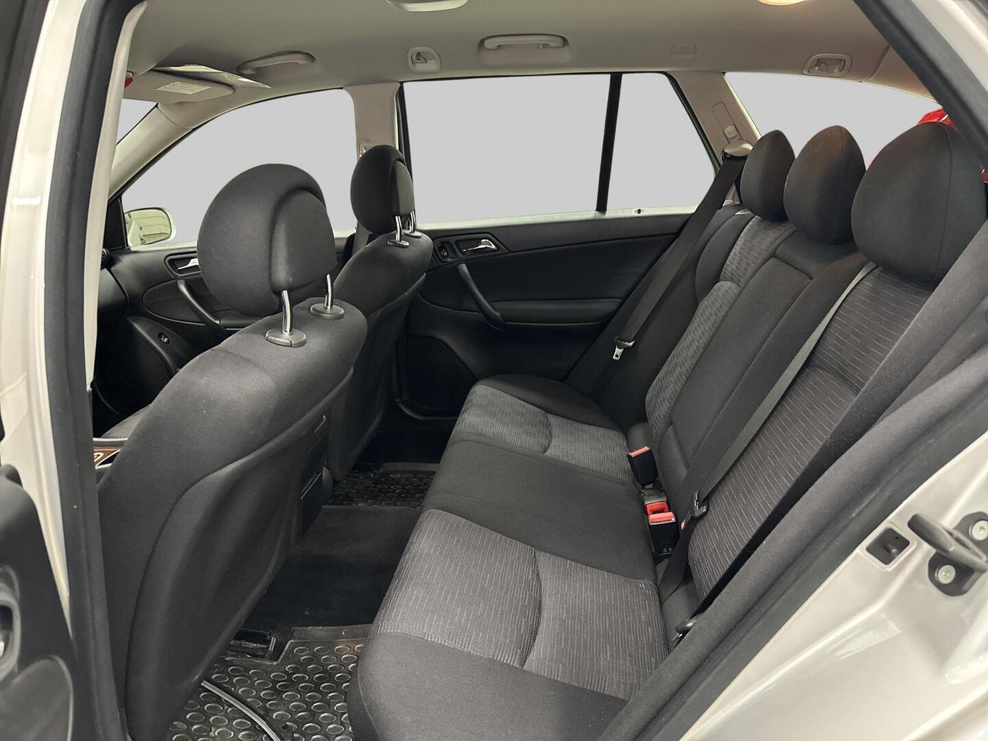 MERCEDES-BENZ C 2005