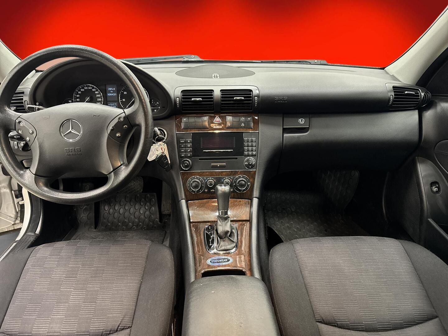 MERCEDES-BENZ C 2005