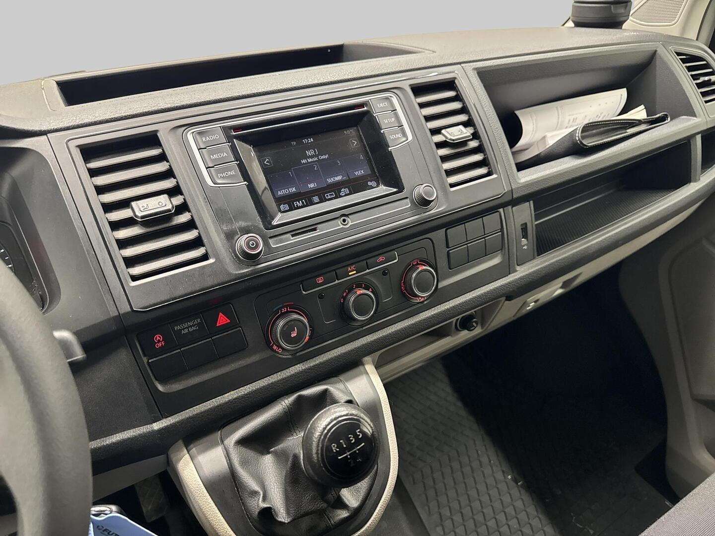 VOLKSWAGEN Transporter 2019