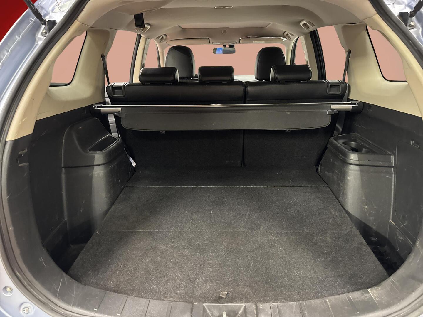 MITSUBISHI Outlander PHEV 2015
